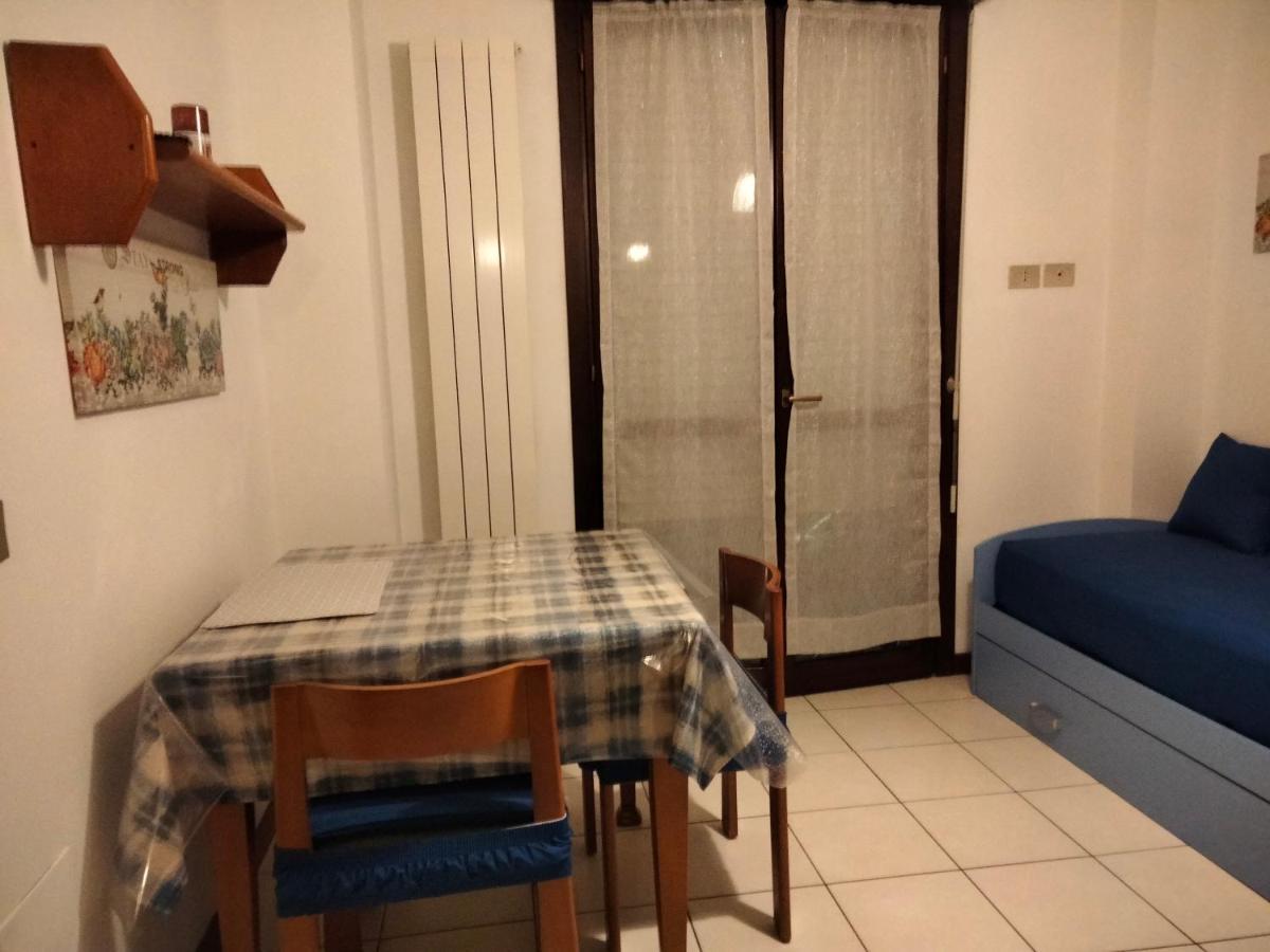 Ama Cityhouse نوفارا المظهر الخارجي الصورة